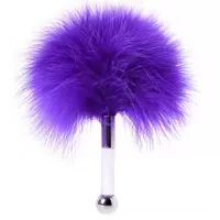 Фиолетовая пуховая щекоталка - 13 см фиолетовый 
