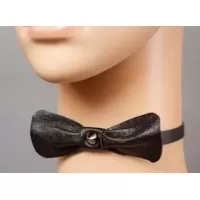 Бабочка на шею с шипом черный 