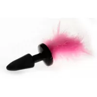 Чёрная анальная пробка с розовым хвостом розовый 