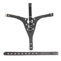 Кожаные черные трусики для страпона черный 