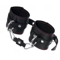 Черные кожаные однослойные наручники с контрастной строчкой черный 