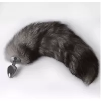 Серебристая коническая анальная пробка с пушистым хвостиком серебристый 