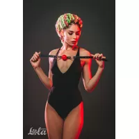 Красный кляп-шар Love Addict на черных ремнях красный с черным 